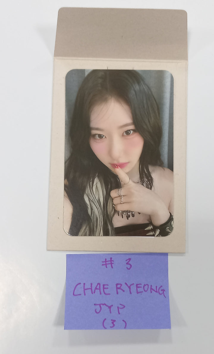 ITZY "BORN TO BE" - JYP Shop Pre-Order Benefit Photocard [24.1.10] - HALLYUSUPERSTORE