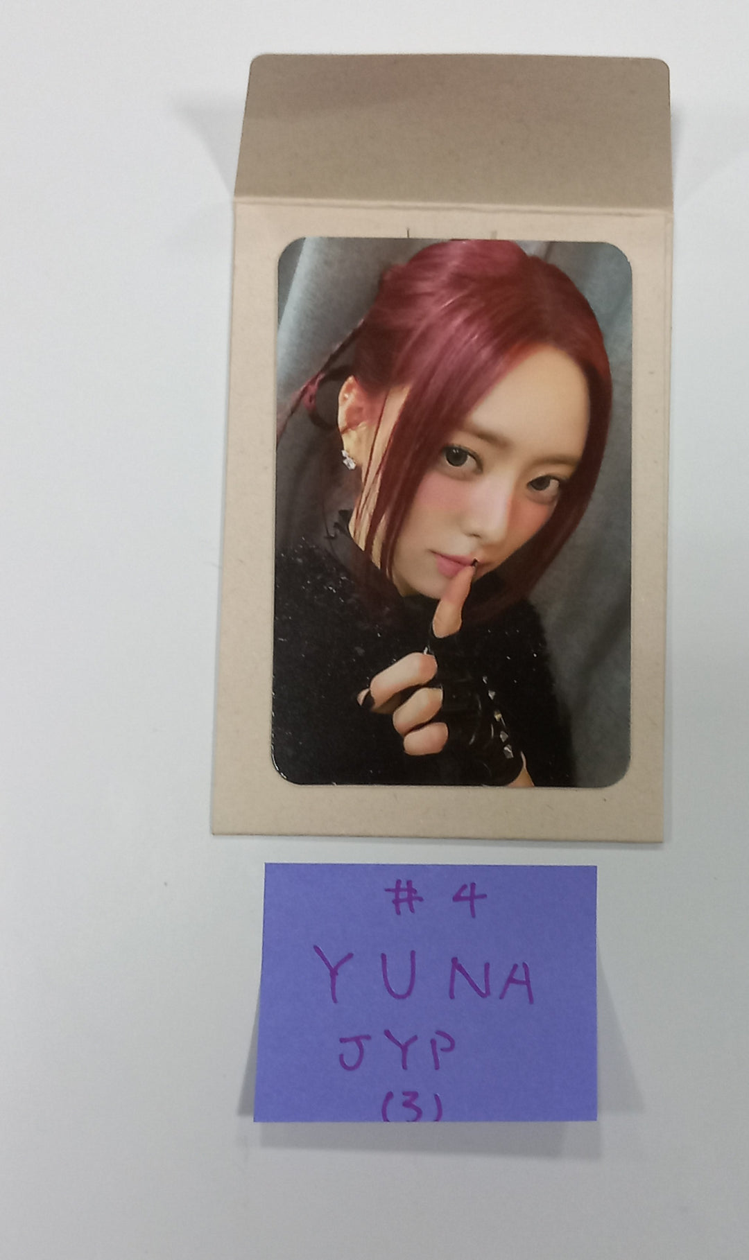 ITZY "BORN TO BE" - JYP Shop Pre-Order Benefit Photocard [24.1.10] - HALLYUSUPERSTORE