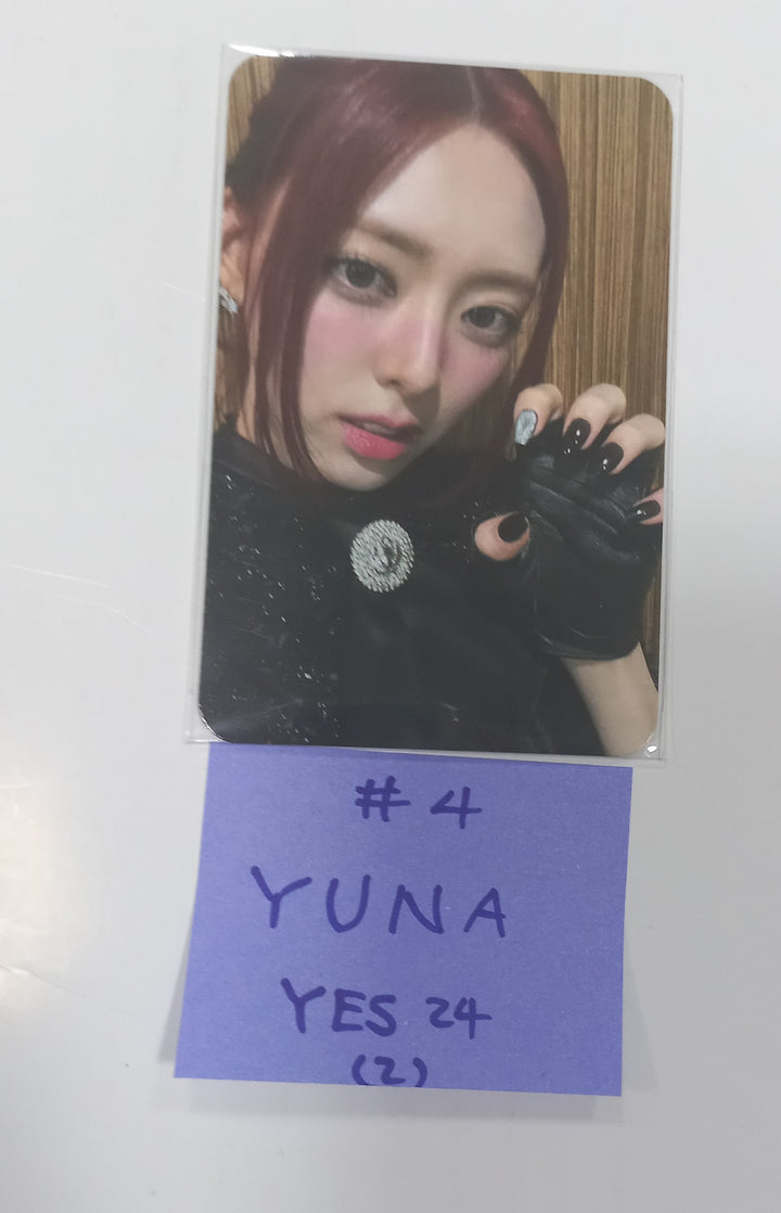 ITZY "BORN TO BE" - Yes24 Pre-Order Benefit Photocard [24.1.12] - HALLYUSUPERSTORE