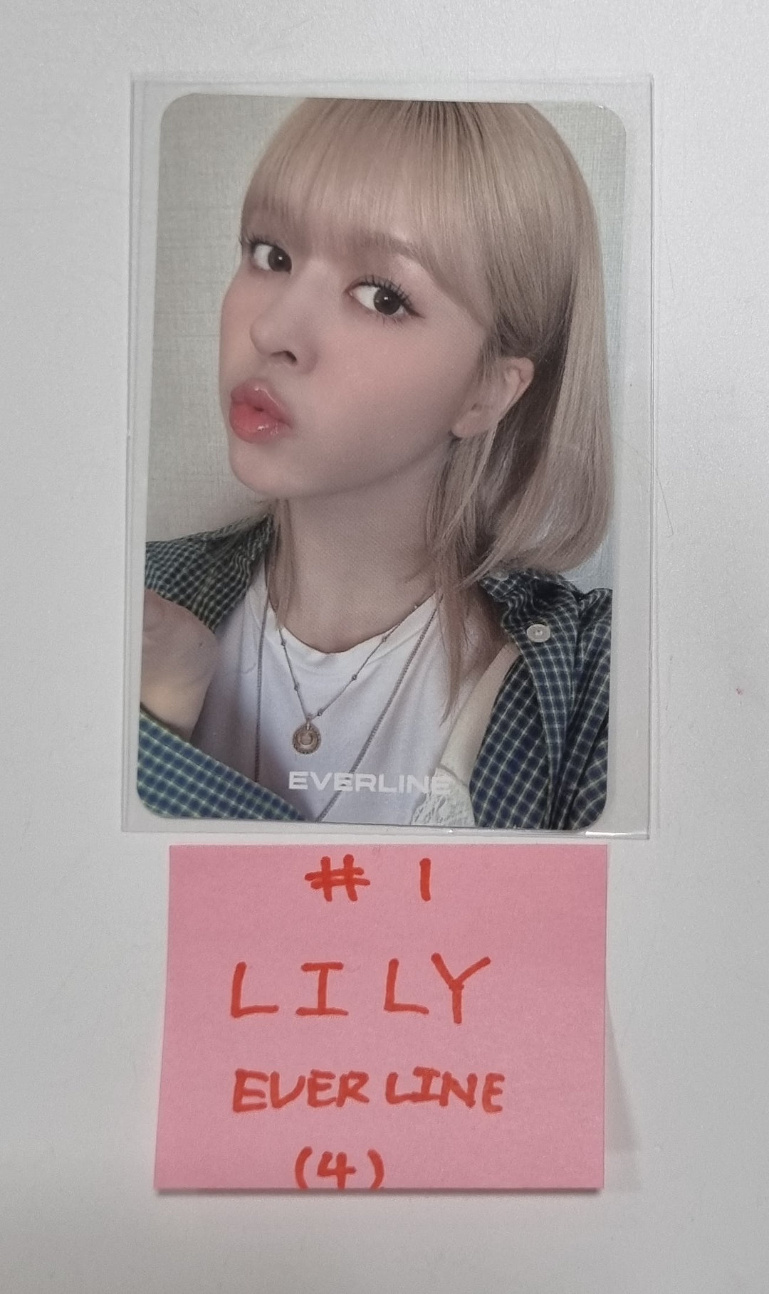 NMIXX "Fe3O4: BREAK" - NMIXX X EVERLINE POP-UP STORE Signing Event Photocard [24.1.16] - HALLYUSUPERSTORE