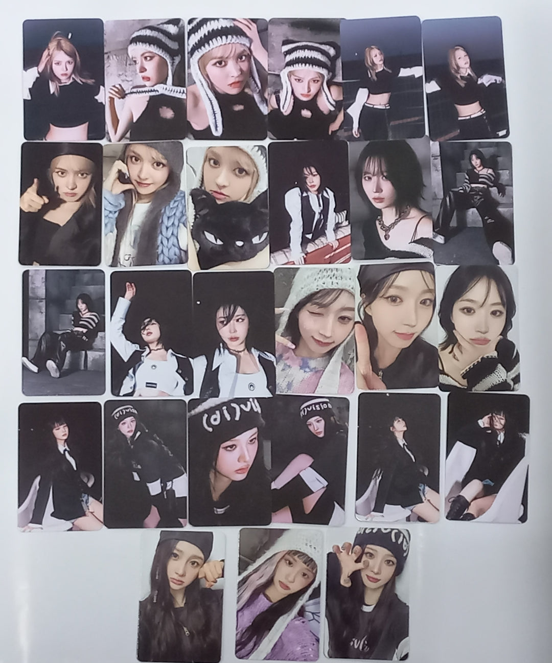 NMIXX "Fe3O4: BREAK" - Official Photocard [Platform Ver] (1) [24.1.17] - HALLYUSUPERSTORE