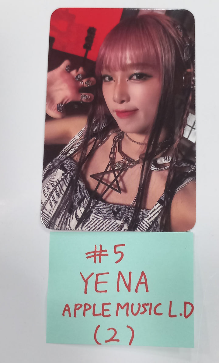 YENA "Good Morning" - Apple Music Lucky Draw Event Photocard, Polaroid Type Phtoocard [24.1.18] - HALLYUSUPERSTORE