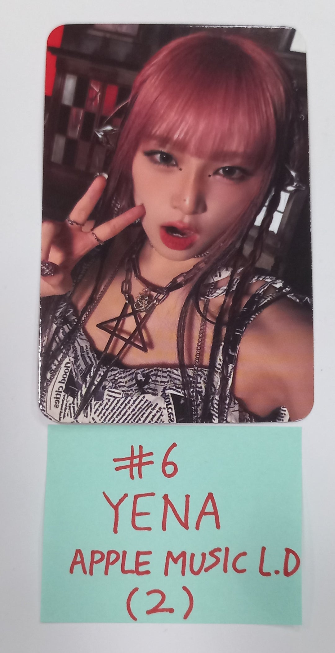 YENA "Good Morning" - Apple Music Lucky Draw Event Photocard, Polaroid Type Phtoocard [24.1.18] - HALLYUSUPERSTORE