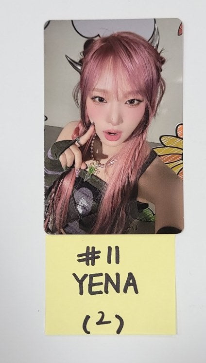 YENA "Good Morning" - Official Photocard [24.1.18] - HALLYUSUPERSTORE