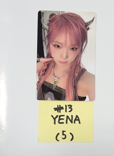 YENA "Good Morning" - Official Photocard [24.1.18] - HALLYUSUPERSTORE