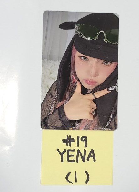 YENA "Good Morning" - Official Photocard [24.1.18] - HALLYUSUPERSTORE