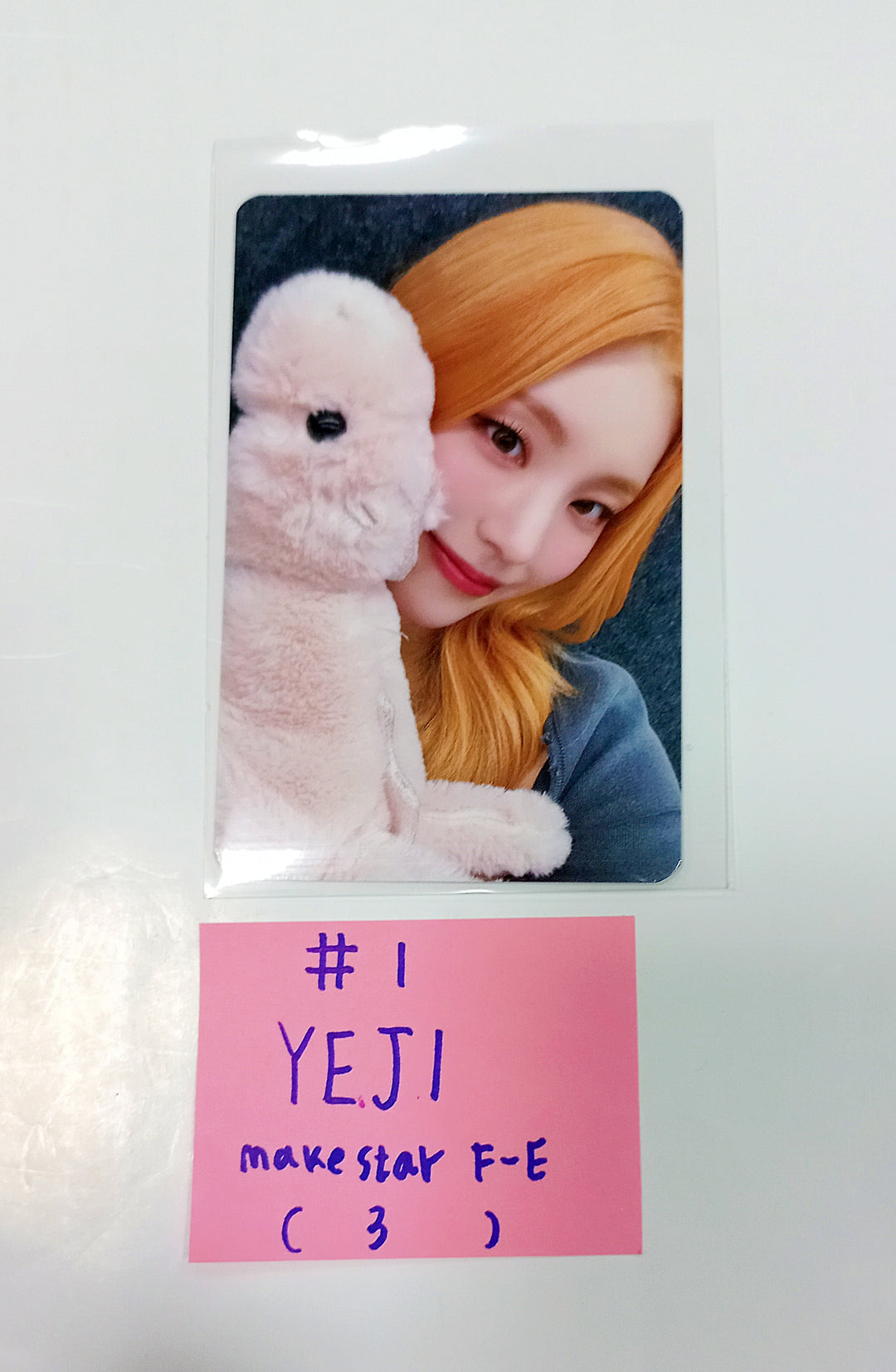 ITZY "BORN TO BE" - MakeStar Fansign Event Photocard [24.1.19] - HALLYUSUPERSTORE