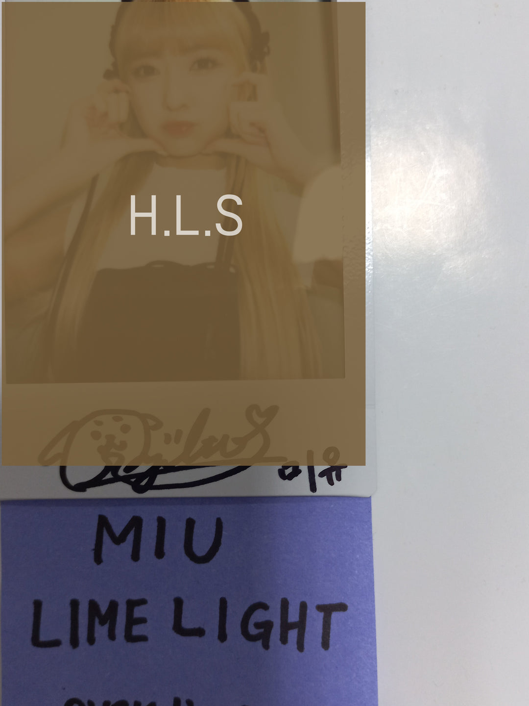 MIU (Of LIMELIGHT) "Last Dance" - Hand Autographed(Signed) Polaroid [24.1.22] - HALLYUSUPERSTORE
