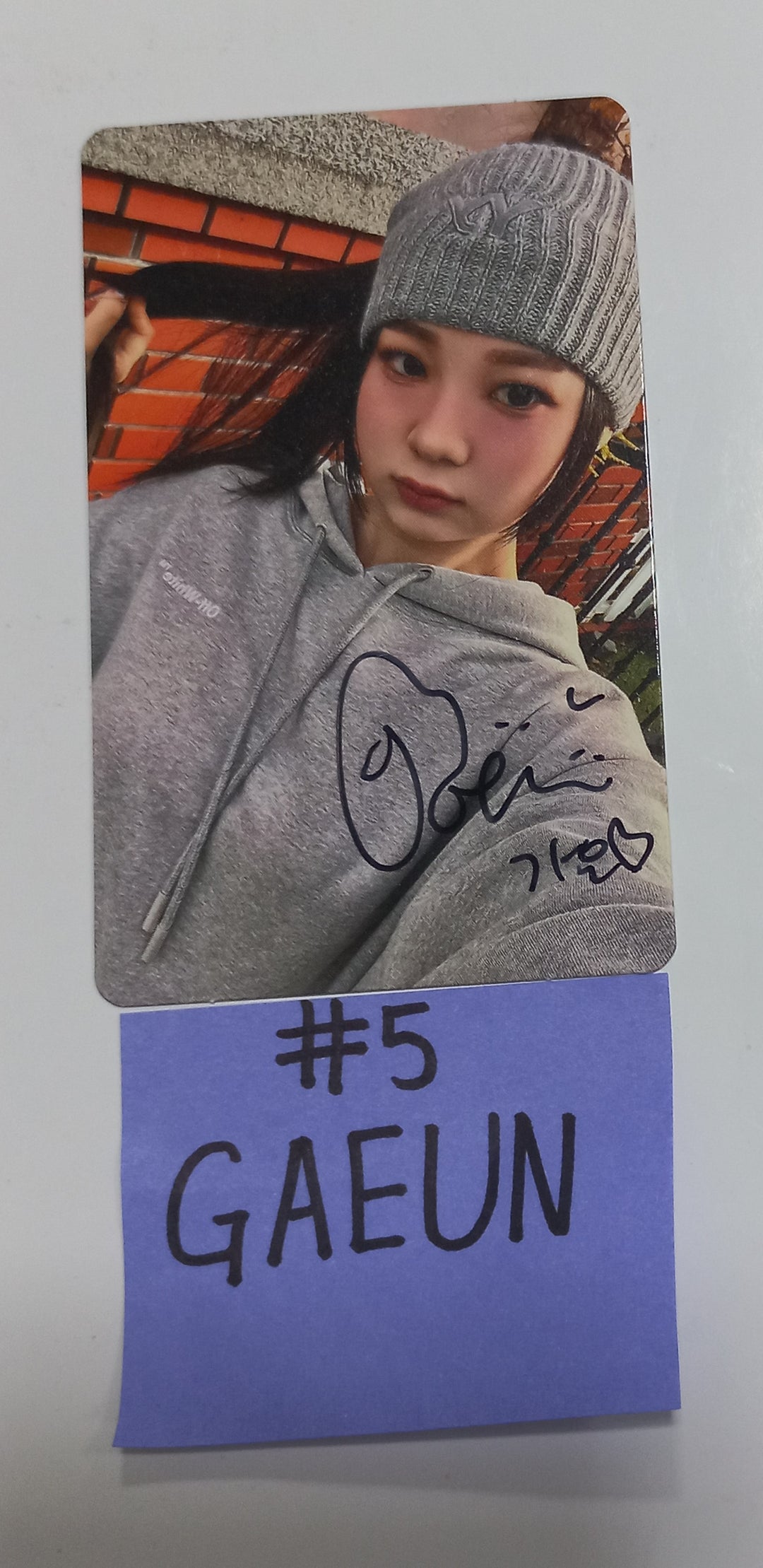 LIMELIGHT "Last Dance" - Hand Autographed(Signed) Photocard [Nemo Ver.] [24.1.22] - HALLYUSUPERSTORE