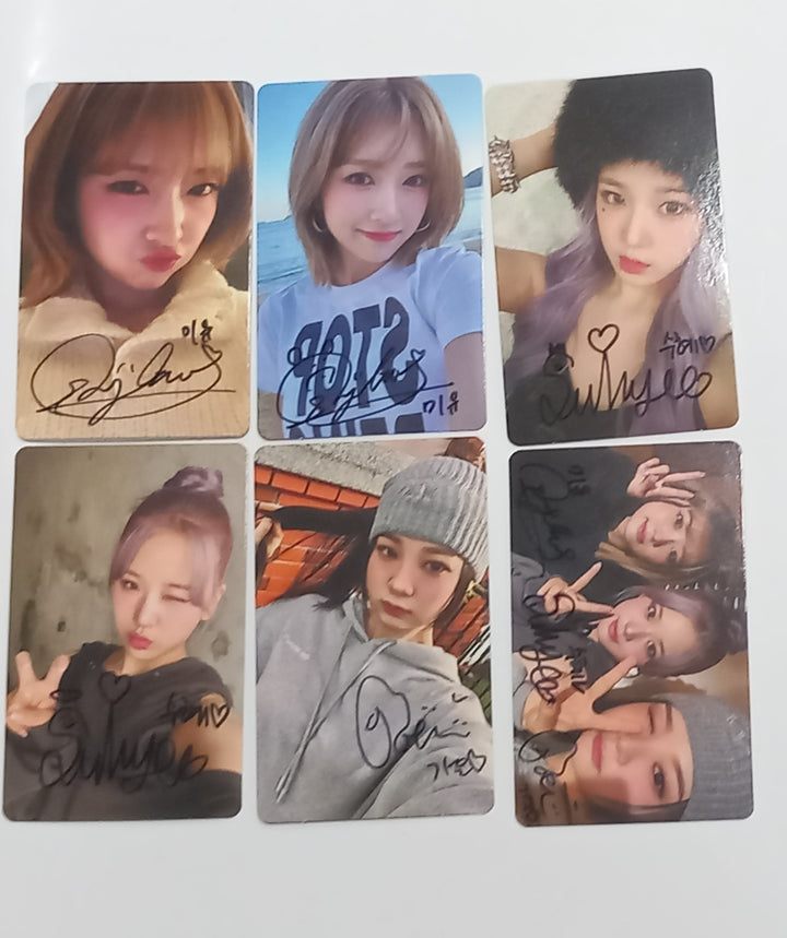 LIMELIGHT "Last Dance" - Hand Autographed(Signed) Photocard [Nemo Ver.] [24.1.22] - HALLYUSUPERSTORE