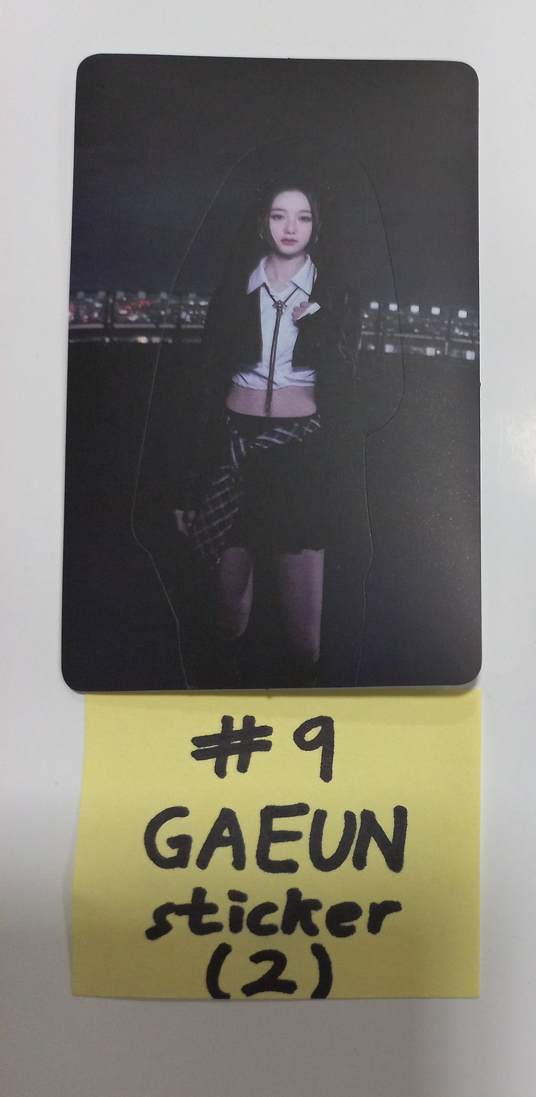 LIMELIGHT "Last Dance" - Official Photocard, Sticker [Nemo Ver.] [24.1.22] - HALLYUSUPERSTORE