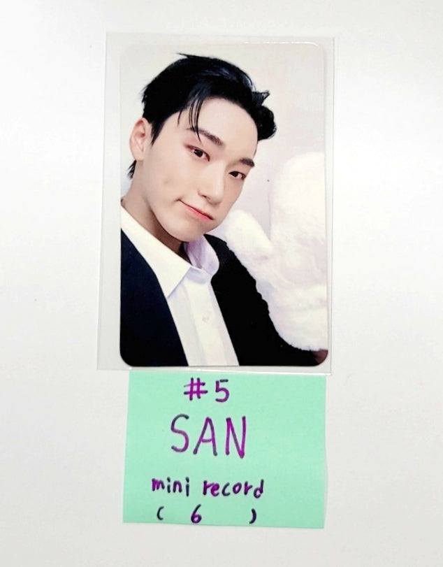 Ateez - "The World Ep.Fin : Will" Minirecord Lucky Draw Event Photocard (Platform Ver.) [24.1.23] - HALLYUSUPERSTORE