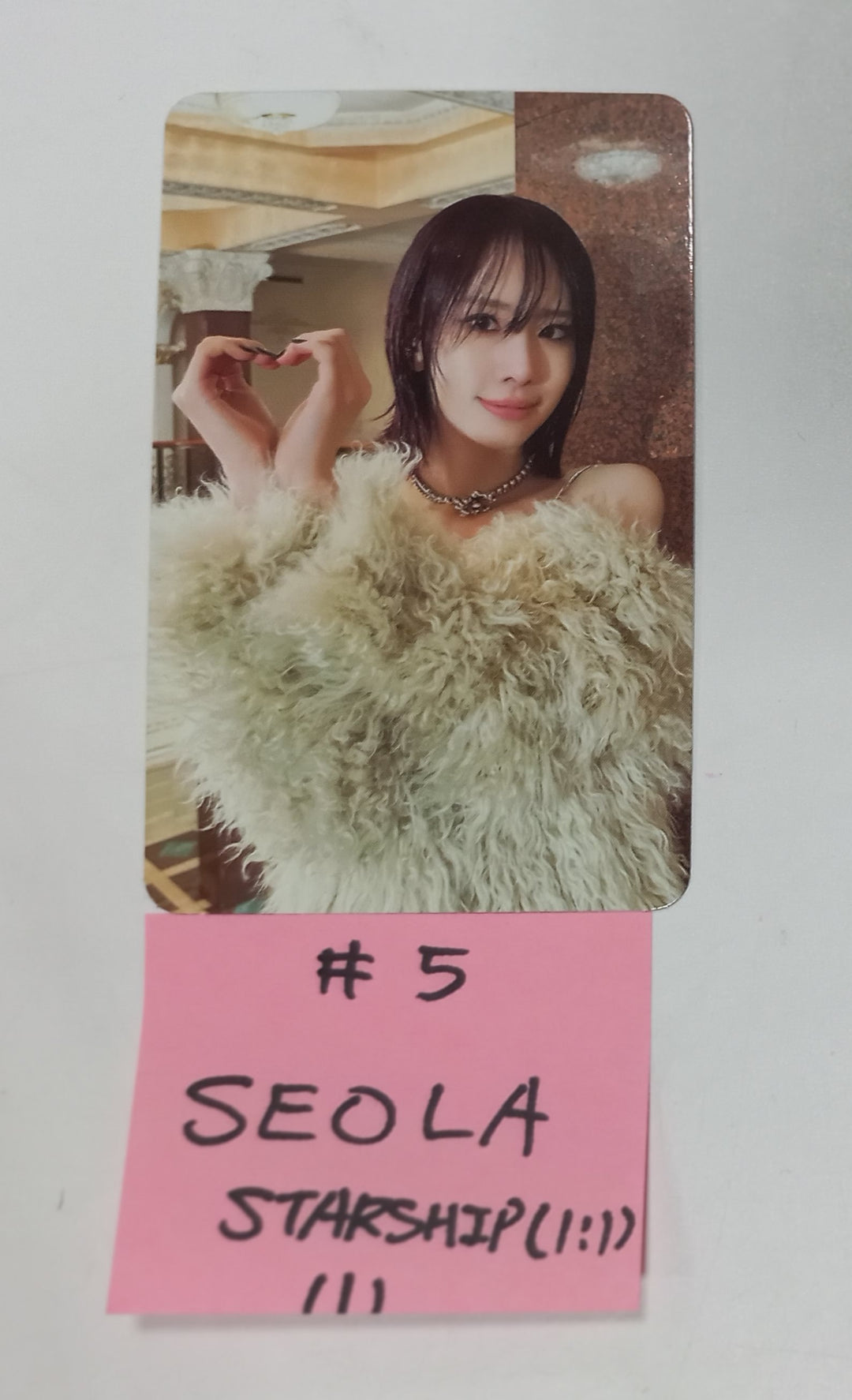 SEOLA (Of WJSN) "INSIDE OUT" - Starship Pre-Order Benefit Photocard [24.1.24] - HALLYUSUPERSTORE
