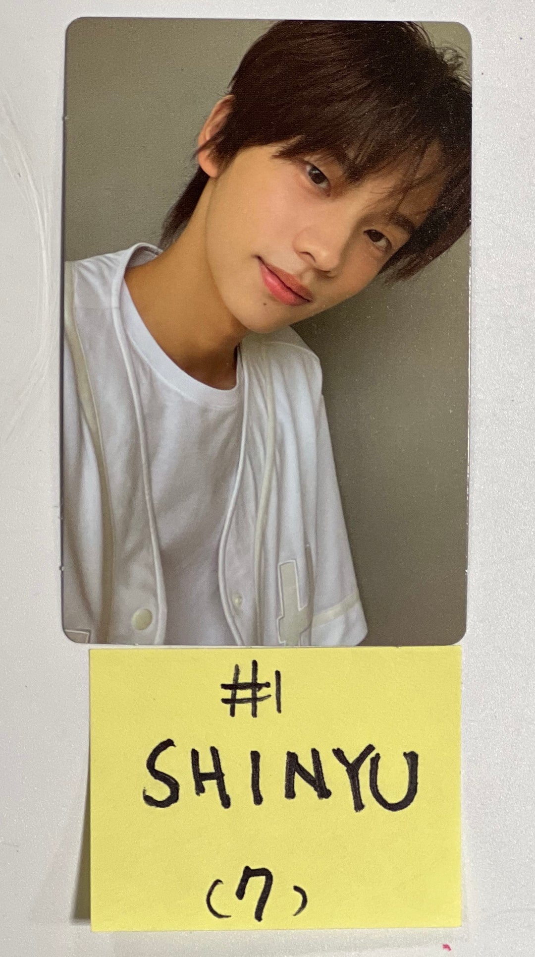 TWS 1st Mini "Sparkling Blue" - Official Photocard [24.1.24] - HALLYUSUPERSTORE