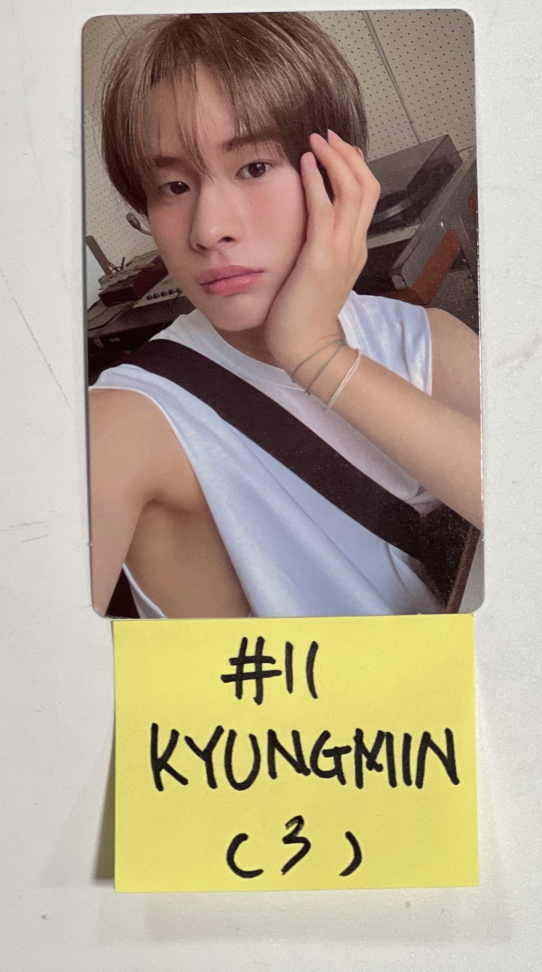 TWS 1st Mini "Sparkling Blue" - Official Photocard [24.1.24] - HALLYUSUPERSTORE
