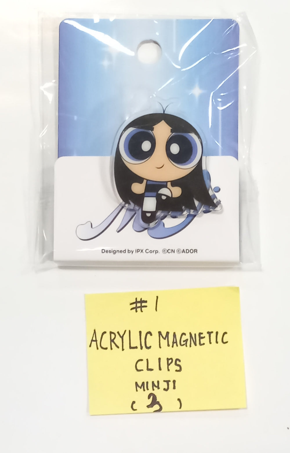 New Jeans - New Jeans x Line Friends Pop-Up Store Official MD [Acrylic Magnetic, Pin Badge, Photo Holder Keyring, Mouse Pad, Plastic File] [24.1.24] - HALLYUSUPERSTORE