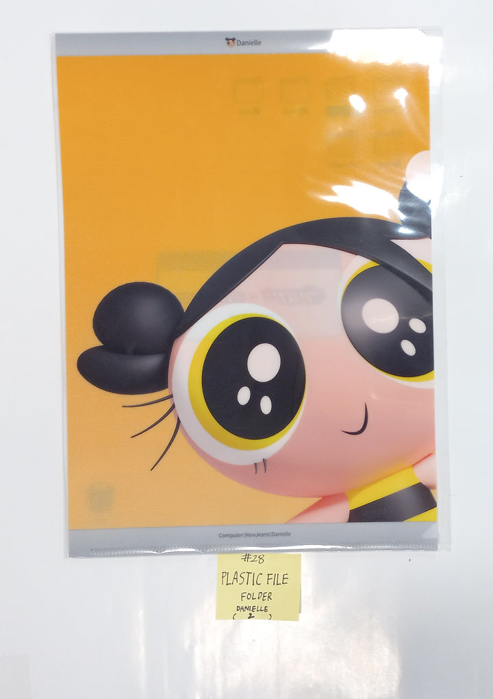 New Jeans - New Jeans x Line Friends Pop-Up Store Official MD [Acrylic Magnetic, Pin Badge, Photo Holder Keyring, Mouse Pad, Plastic File] [24.1.24] - HALLYUSUPERSTORE
