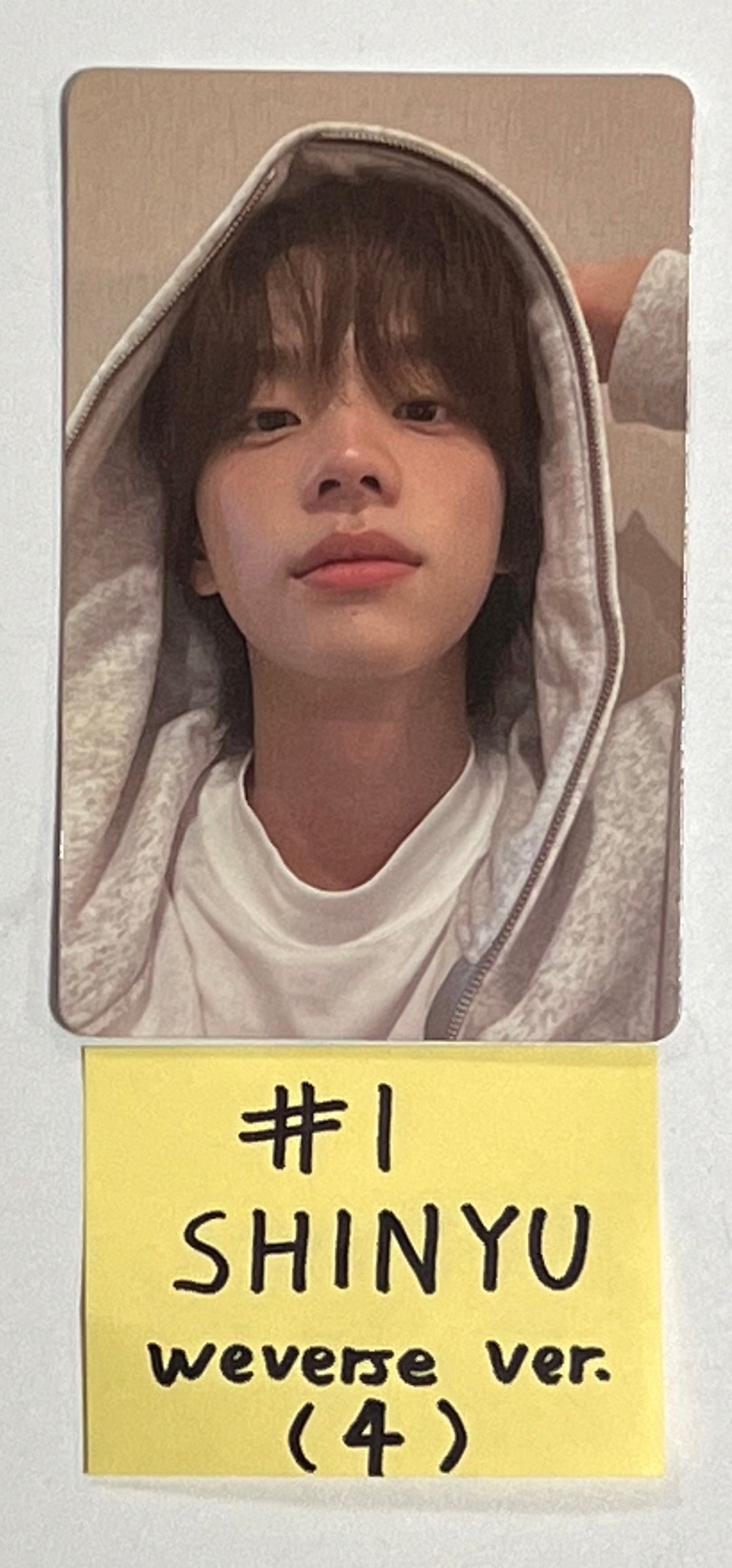 TWS 1st Mini "Sparkling Blue" - Official Photocard [Weverse Ver.] [24.1.24] - HALLYUSUPERSTORE