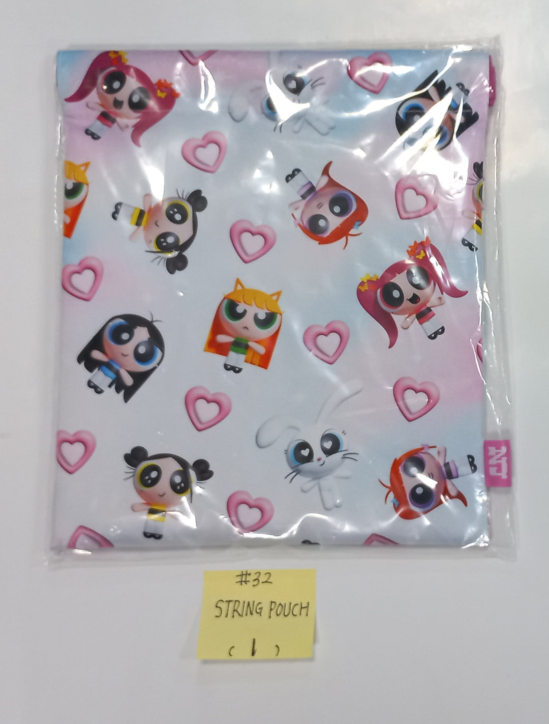 New Jeans - New Jeans x Line Friends Pop-Up Store Official MD [string pouch, Bag Charm, Sweat Shirt, Doll, Eco Bag, Full-Zip, Blanket, Cushion] [24.1.24] - HALLYUSUPERSTORE