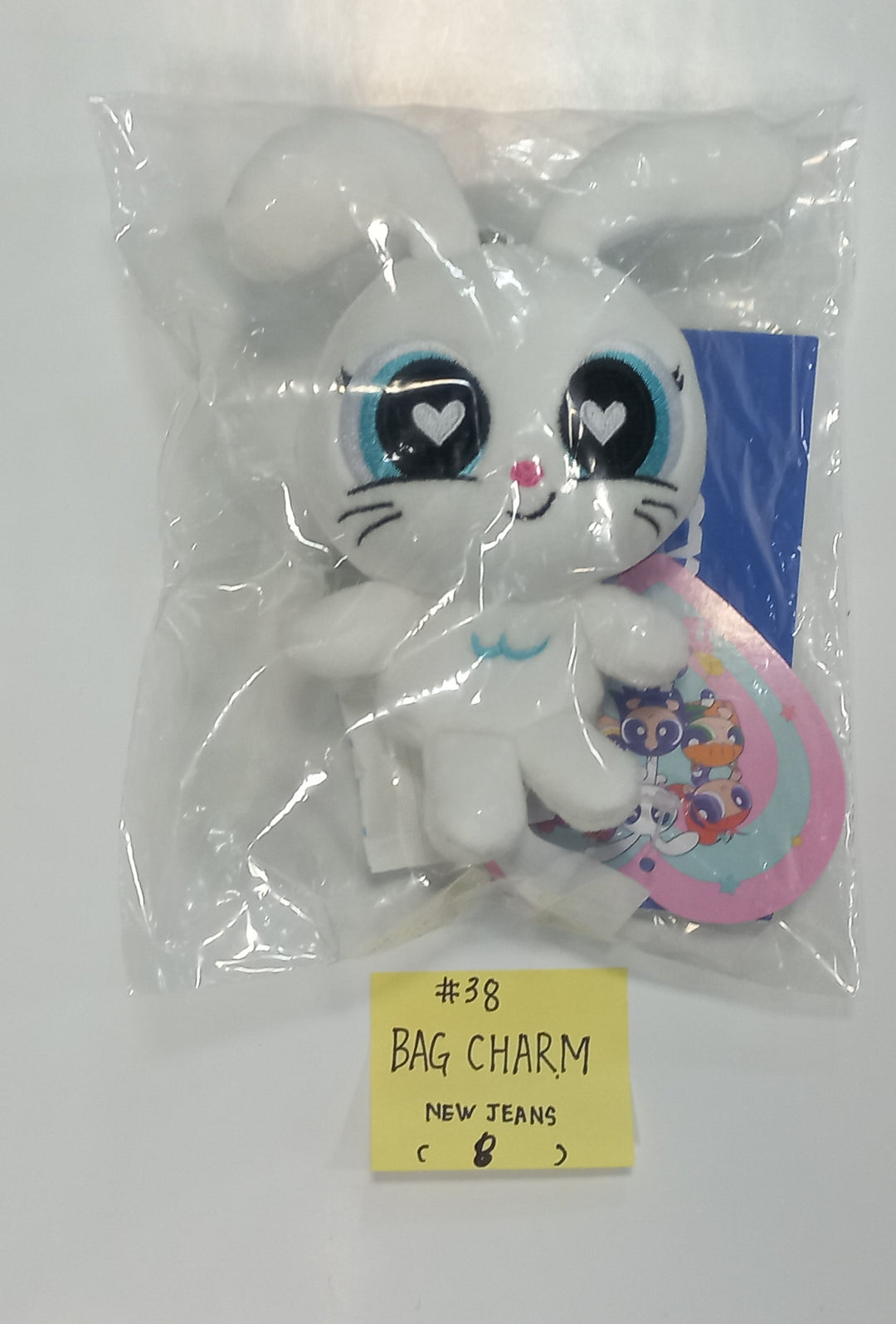 New Jeans - New Jeans x Line Friends Pop-Up Store Official MD [string pouch, Bag Charm, Sweat Shirt, Doll, Eco Bag, Full-Zip, Blanket, Cushion] [24.1.24] - HALLYUSUPERSTORE