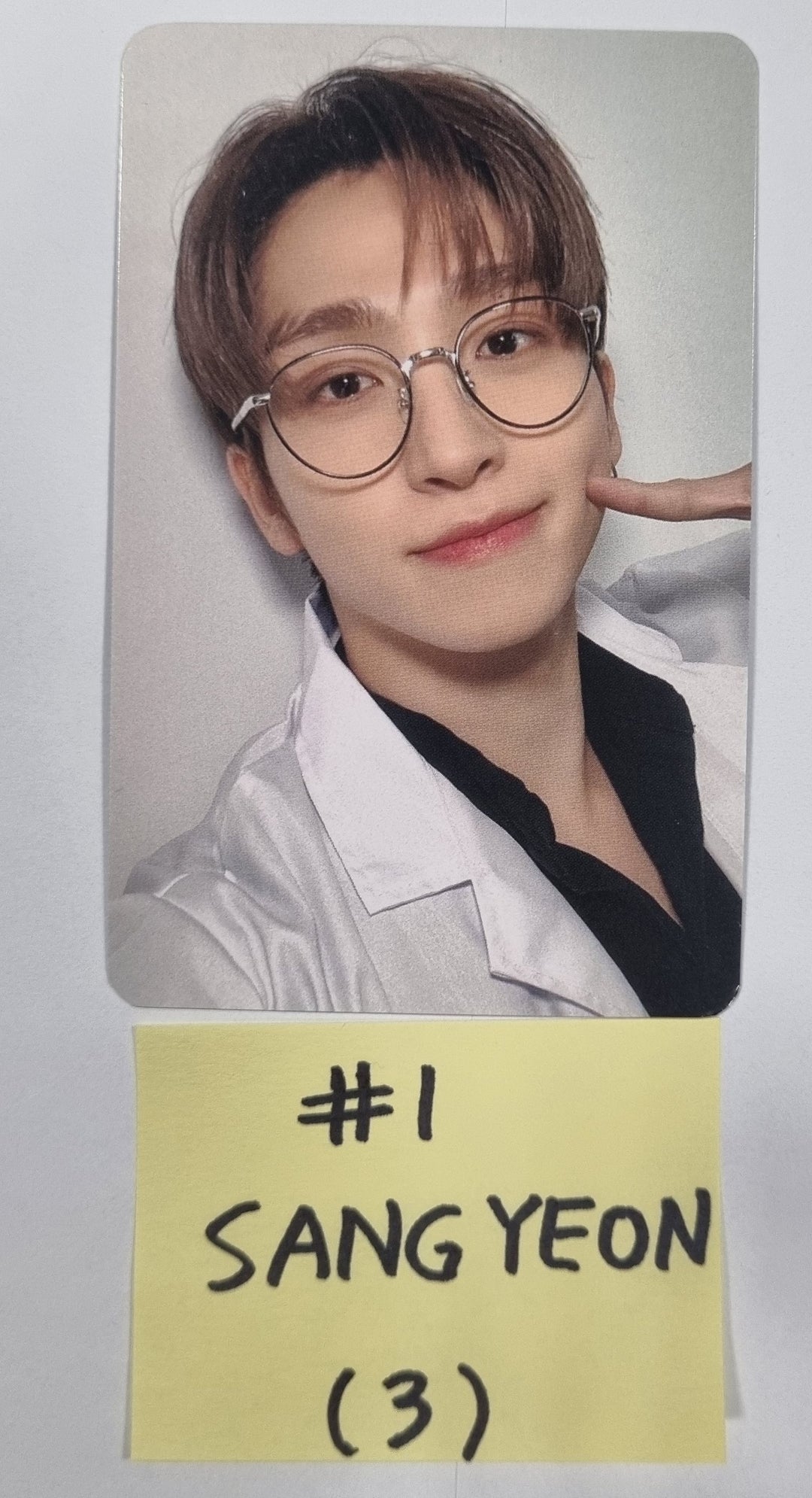 THE BOYZ "WORLD TOUR : ZENERATION ENCORE" - Official Trading Photocard (1) [24.1.25] - HALLYUSUPERSTORE