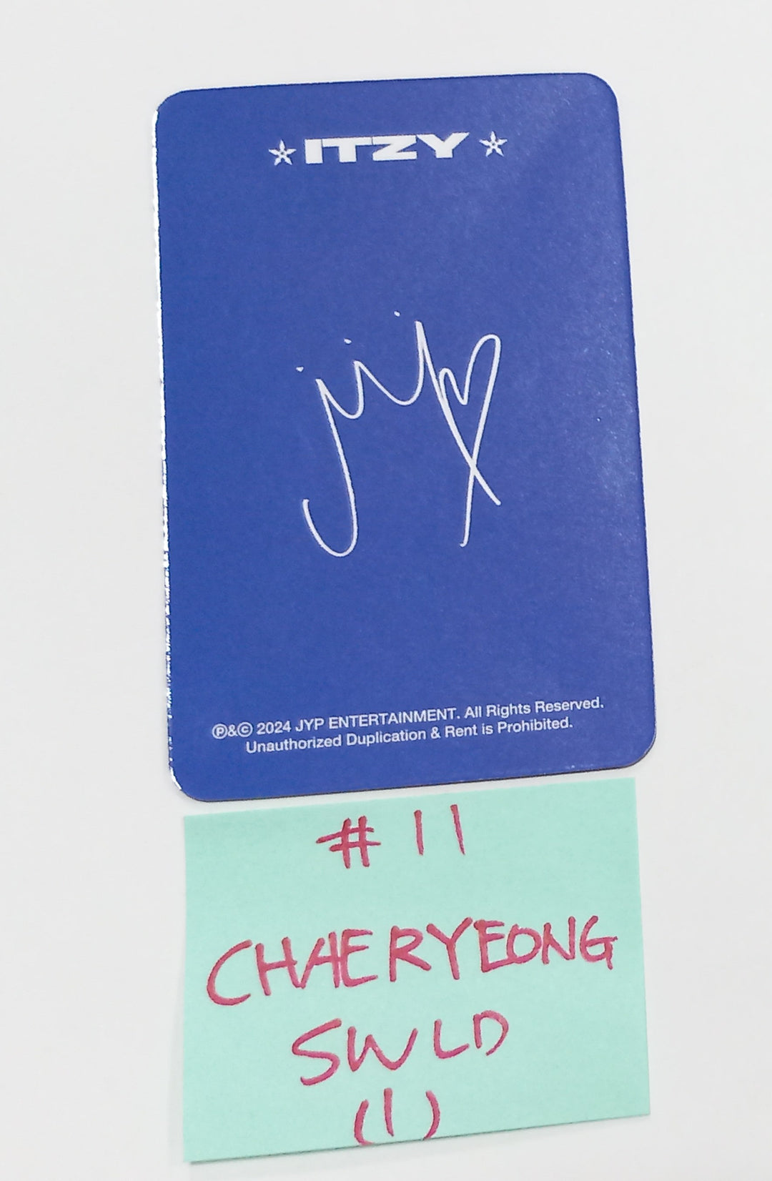 ITZY "BORN TO BE" - Soundwave Lucky Draw Event Photocard [24.1.29] - HALLYUSUPERSTORE