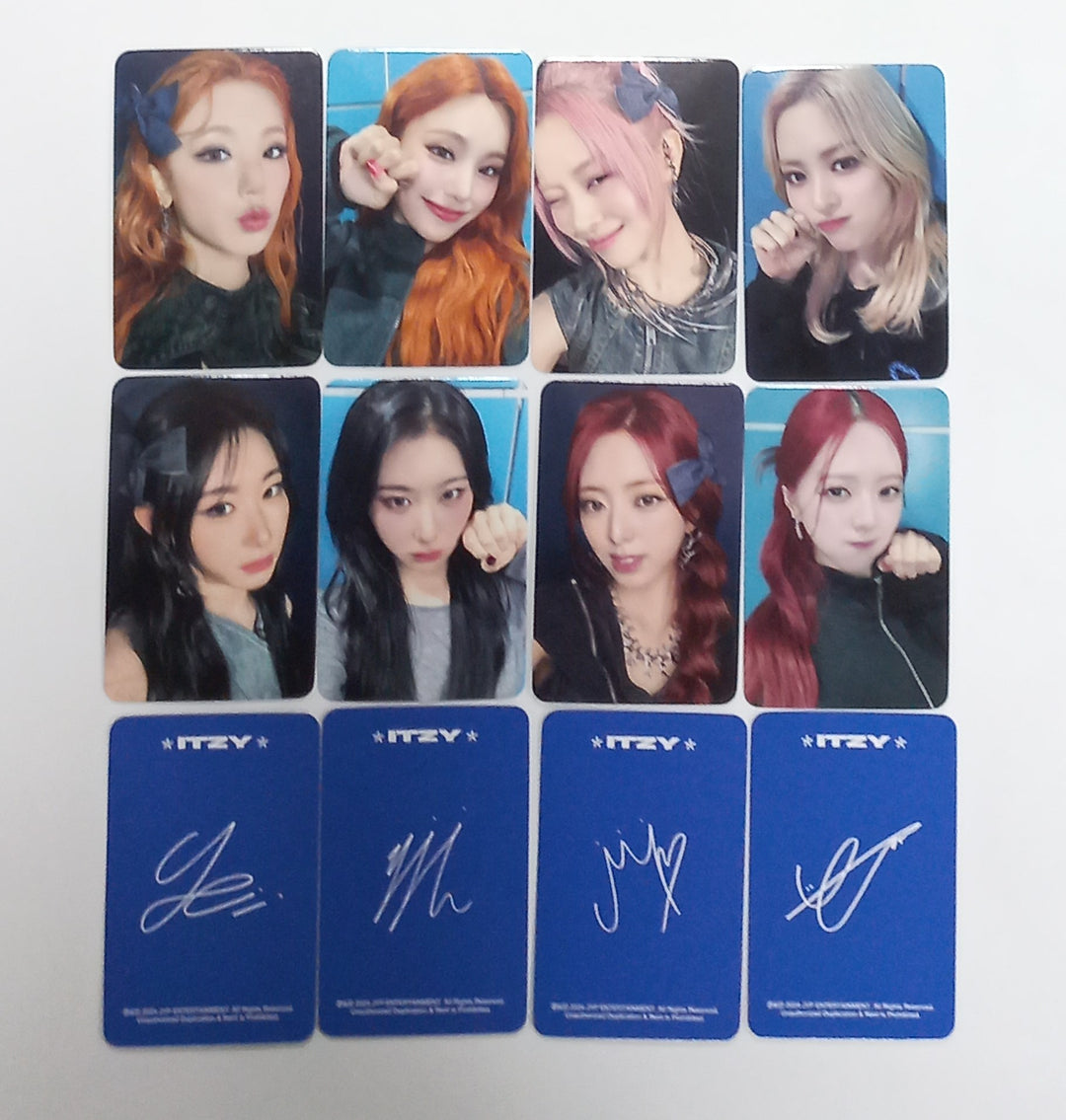 ITZY "BORN TO BE" - Soundwave Lucky Draw Event Photocard [24.1.29] - HALLYUSUPERSTORE