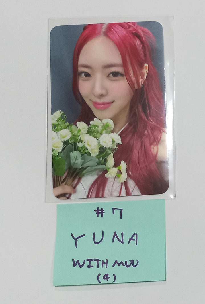 ITZY "BORN TO BE" - Withmuu Fansign Event Photocard [24.1.29] - HALLYUSUPERSTORE