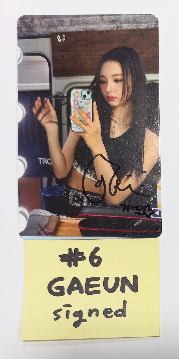 LIMELIGHT "Last Dance" - Hand Autographed(Signed) Photocard [Nemo Ver.] [24.1.29] - HALLYUSUPERSTORE