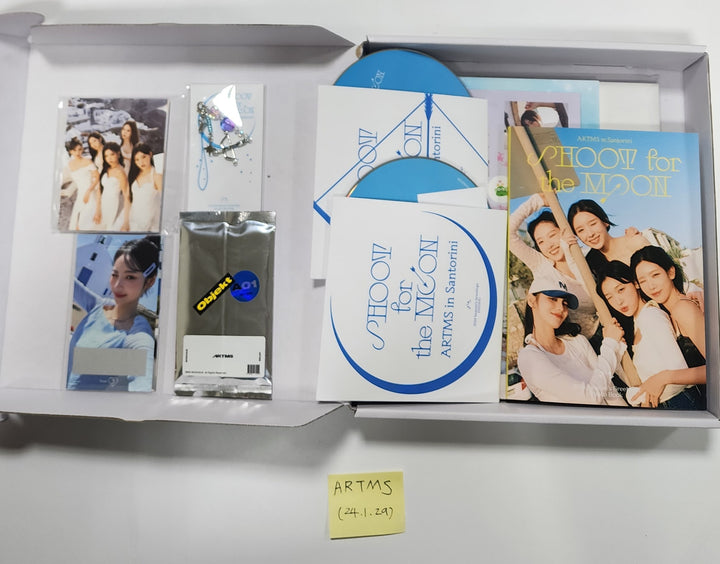 ARTMS - Hand Autographed(Signed) 2024 SEASON’S GREETINGS [24.1.29] - HALLYUSUPERSTORE
