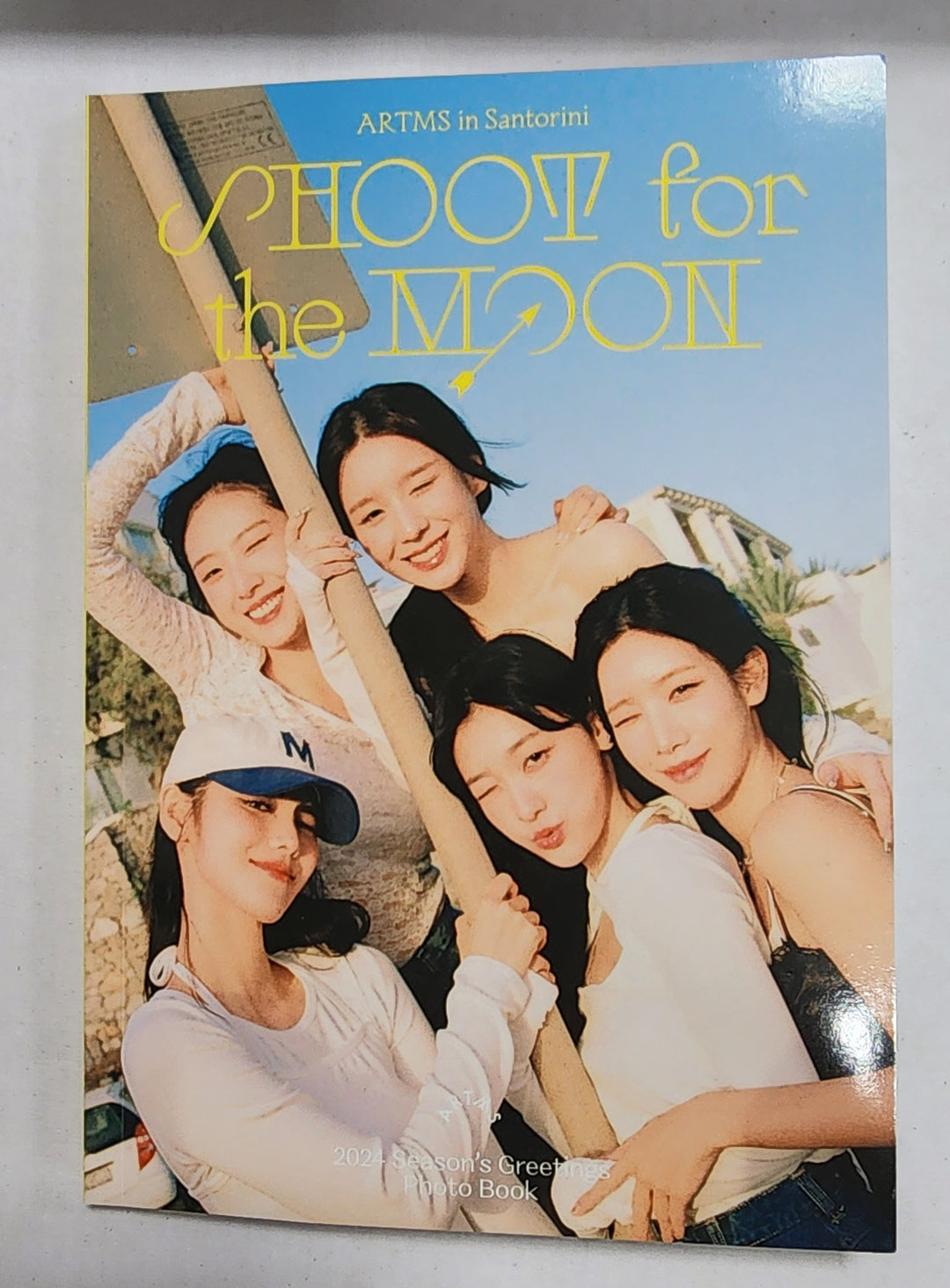 ARTMS - Hand Autographed(Signed) 2024 SEASON’S GREETINGS [24.1.29] - HALLYUSUPERSTORE