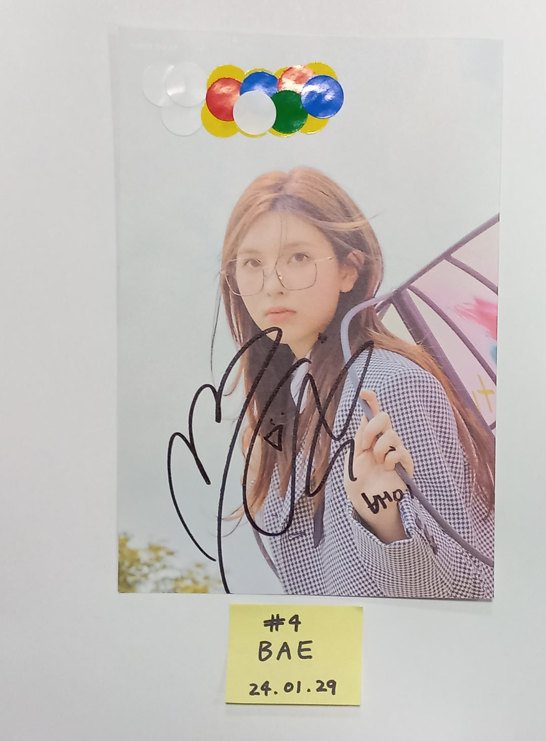 NMIXX "Fe3O4: BREAK" - A Cut Page From Fansign Event Album [24.1.29] - HALLYUSUPERSTORE