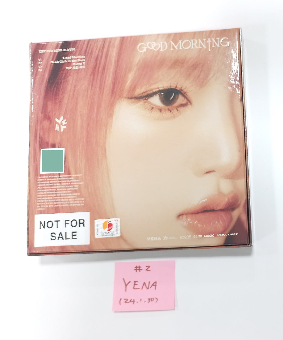 Yena 3rd Mini "Good Morning" - Hand Autographed(Signed) Promo Album [24.1.30] - HALLYUSUPERSTORE