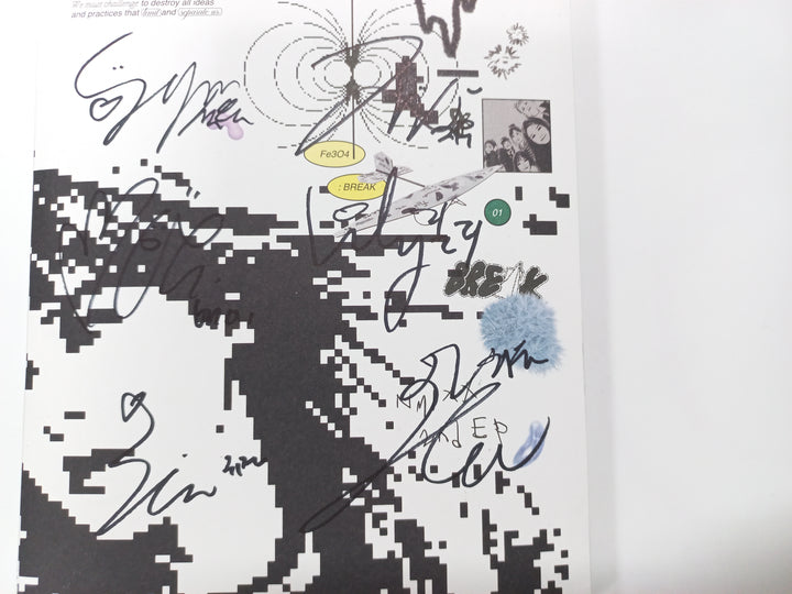 NMIXX "Fe3O4: Break" - Hand Autographed(Signed) Promo Album [24.1.30] (Restocked 1/30) - HALLYUSUPERSTORE