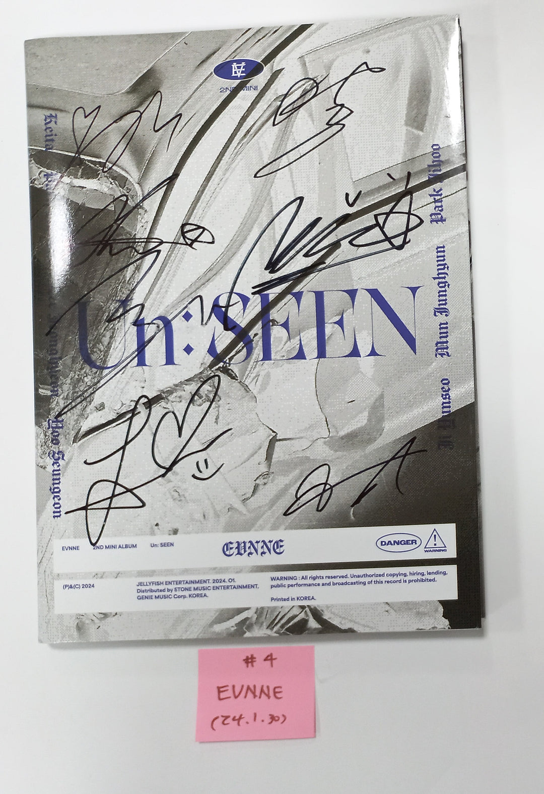 EVNNE "Un: SEEN" - Hand Autographed(Signed) Promo Album [24.1.30] - HALLYUSUPERSTORE