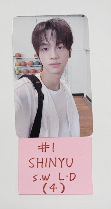 TWS "Sparkling Blue" 1st Mini - Soundwave Lucky Draw Event Photocard [24.2.1] - HALLYUSUPERSTORE