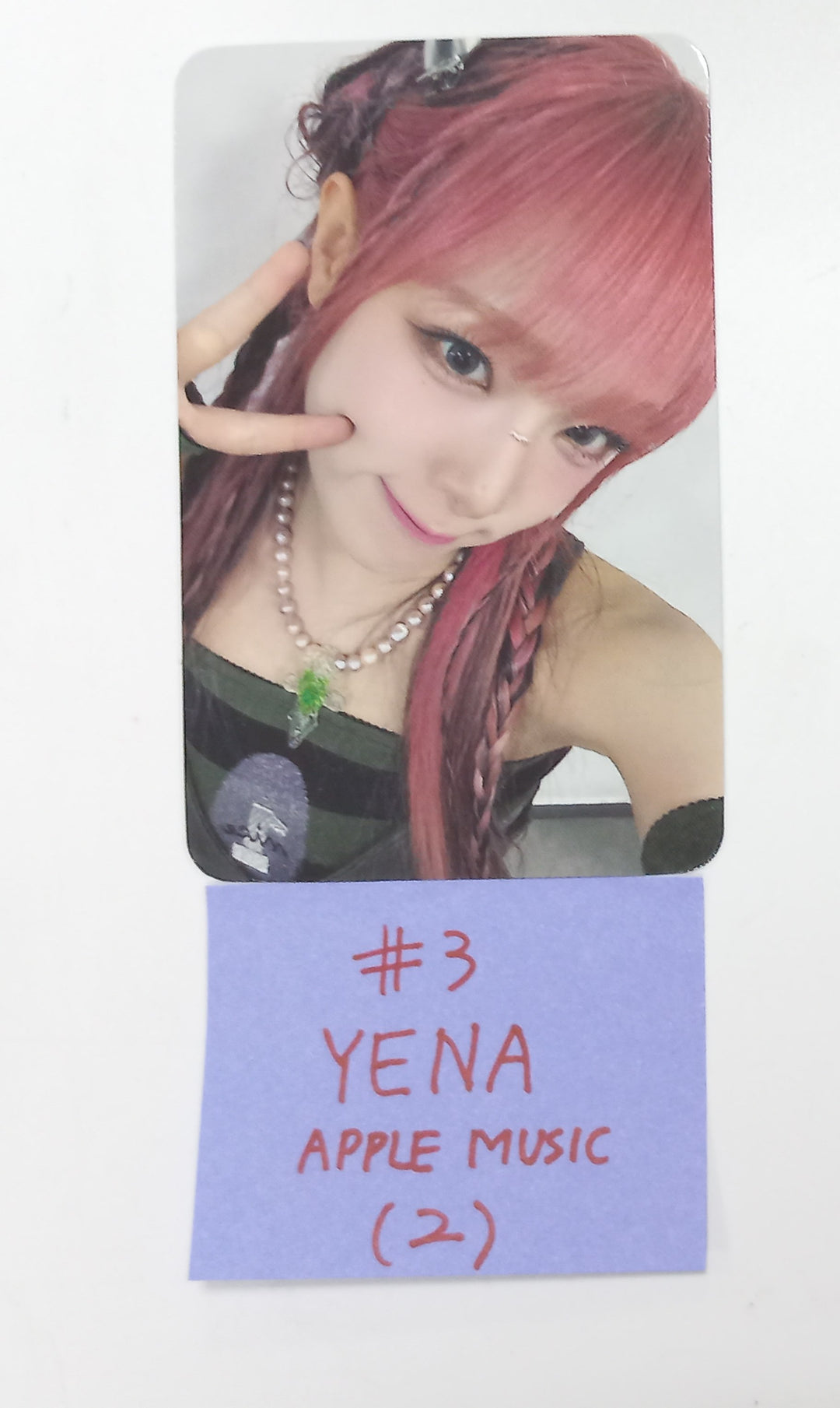 YENA "Good Morning" - Apple Music Fansign Event Photocard [24.2.2] - HALLYUSUPERSTORE