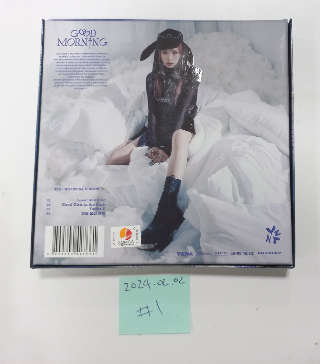 Yena "Good Morning" 3rd Mini - Hand Autographed(Signed) Album [24.2.2] - HALLYUSUPERSTORE