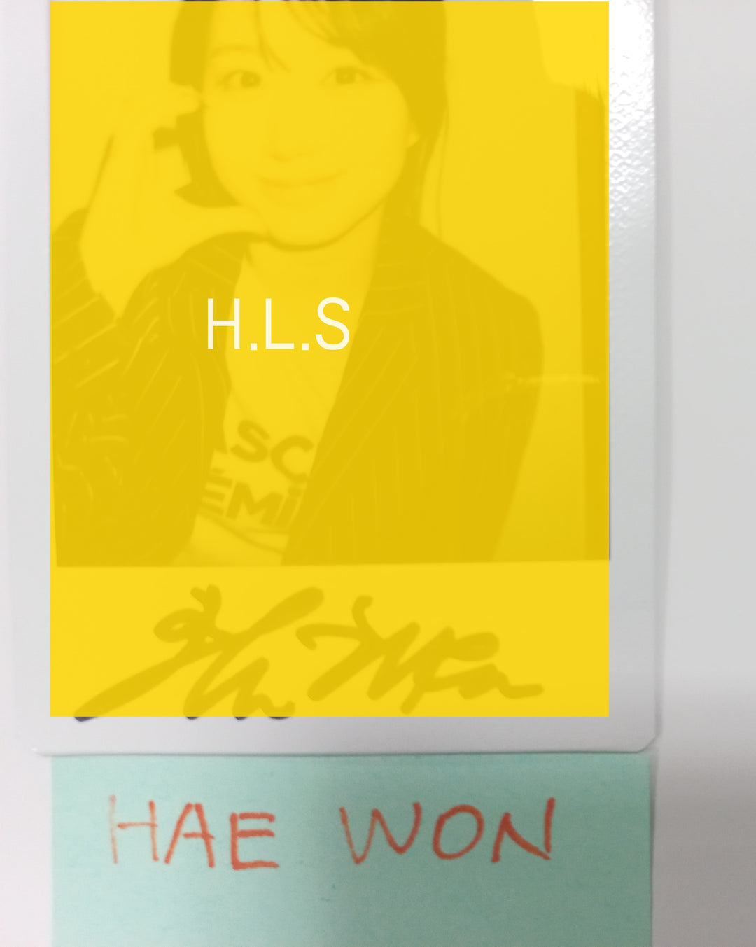 Haewon (Of NMIXX) "Fe3O4: Break" - Hand Autographed(Signed) Polaroid [24.2.5] - HALLYUSUPERSTORE