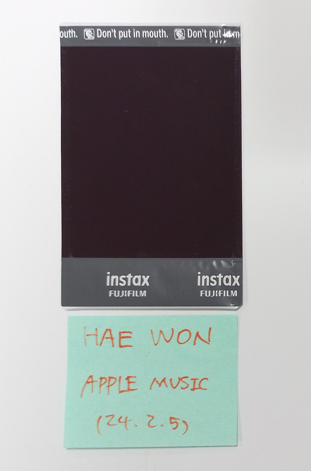 Haewon (Of NMIXX) "Fe3O4: Break" - Hand Autographed(Signed) Polaroid [24.2.5] - HALLYUSUPERSTORE