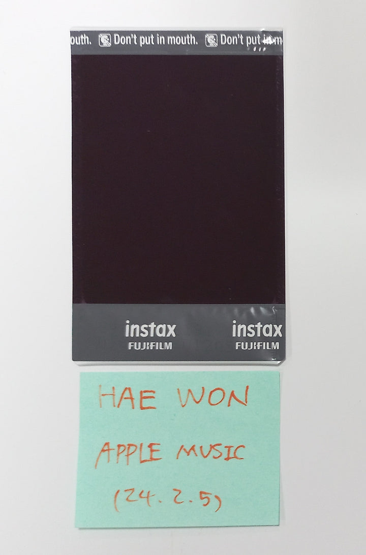 Haewon (Of NMIXX) "Fe3O4: Break" - Hand Autographed(Signed) Polaroid [24.2.5] - HALLYUSUPERSTORE