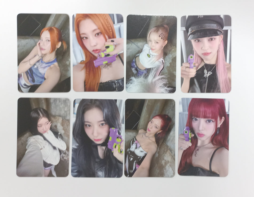 ITZY "BORN TO BE" - Everline Fansign Event Photocard [25.2.5] - HALLYUSUPERSTORE
