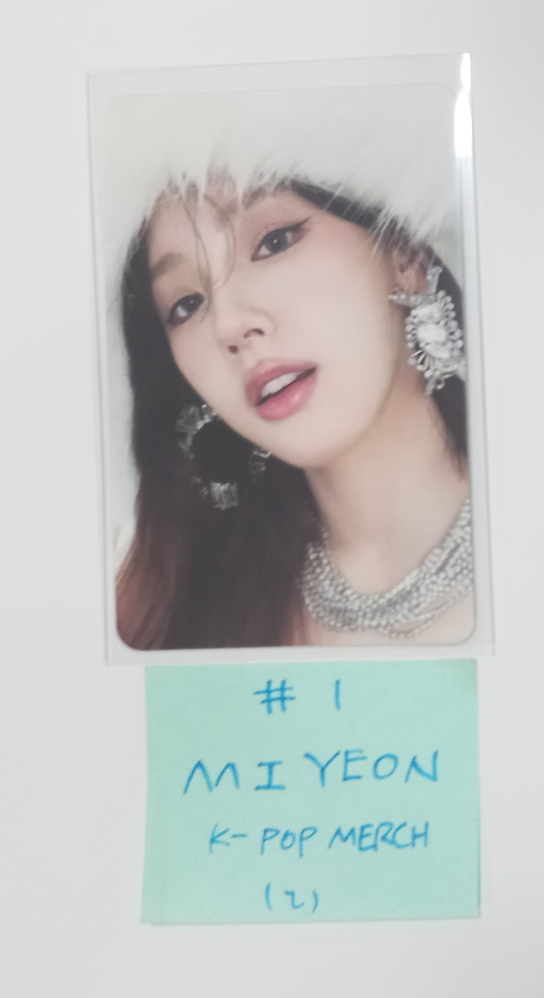 (g) I-DLE "2" 2nd Full Album - K-Pop Merch Pre-Order Benefit Photocard [24.2.5] - HALLYUSUPERSTORE