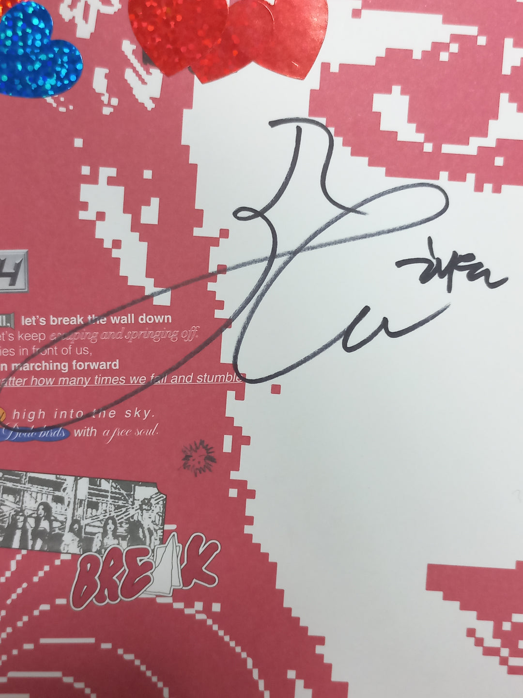 NMIXX "Fe3O4: Break" - Hand Autographed(Signed) Album [24.2.6] - HALLYUSUPERSTORE