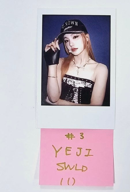 ITZY "BORN TO BE" - Soundwave Luckydraw Event Photocard [24.2.7] - HALLYUSUPERSTORE