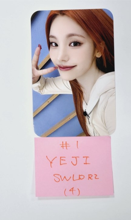 ITZY "BORN TO BE" - Soundwave Luckydraw Event Photocard Round 2 [24.2.7] - HALLYUSUPERSTORE