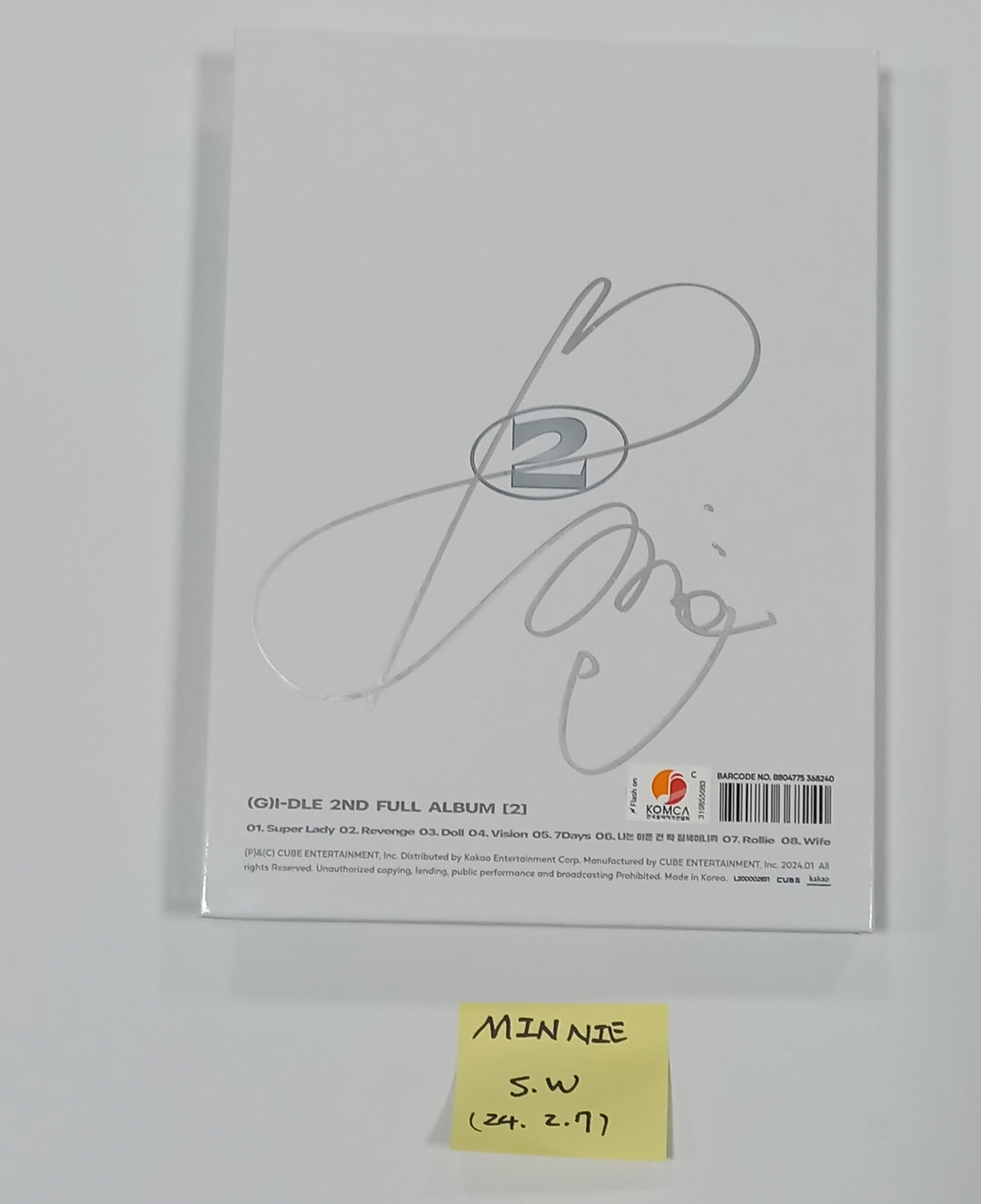 Minnie (Of (g) I-DLE) "2" 2nd Full Album - Hand Autographed(Signed) Album [24.2.7] - HALLYUSUPERSTORE