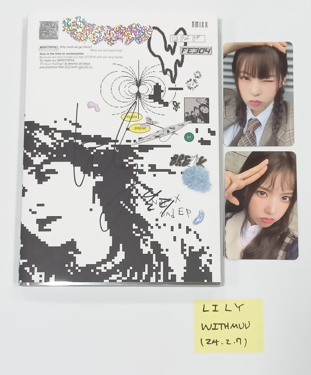LILY (Of NMIXX) "Fe3O4: Break" - Hand Autographed(Signed) Album [24.2.7] - HALLYUSUPERSTORE