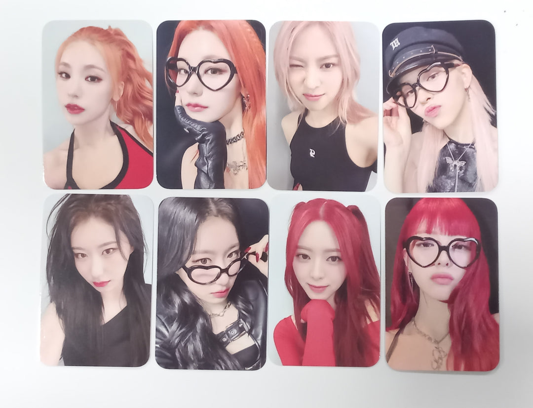 ITZY "BORN TO BE" - Soundwave Fansign Event Photocard Round 2 [24.2.8] - HALLYUSUPERSTORE