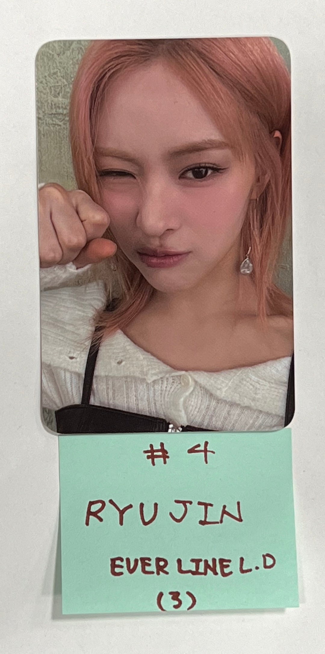ITZY "BORN TO BE" - Everline Lucky Draw Event Photocard Round 2 [24.2.8] - HALLYUSUPERSTORE